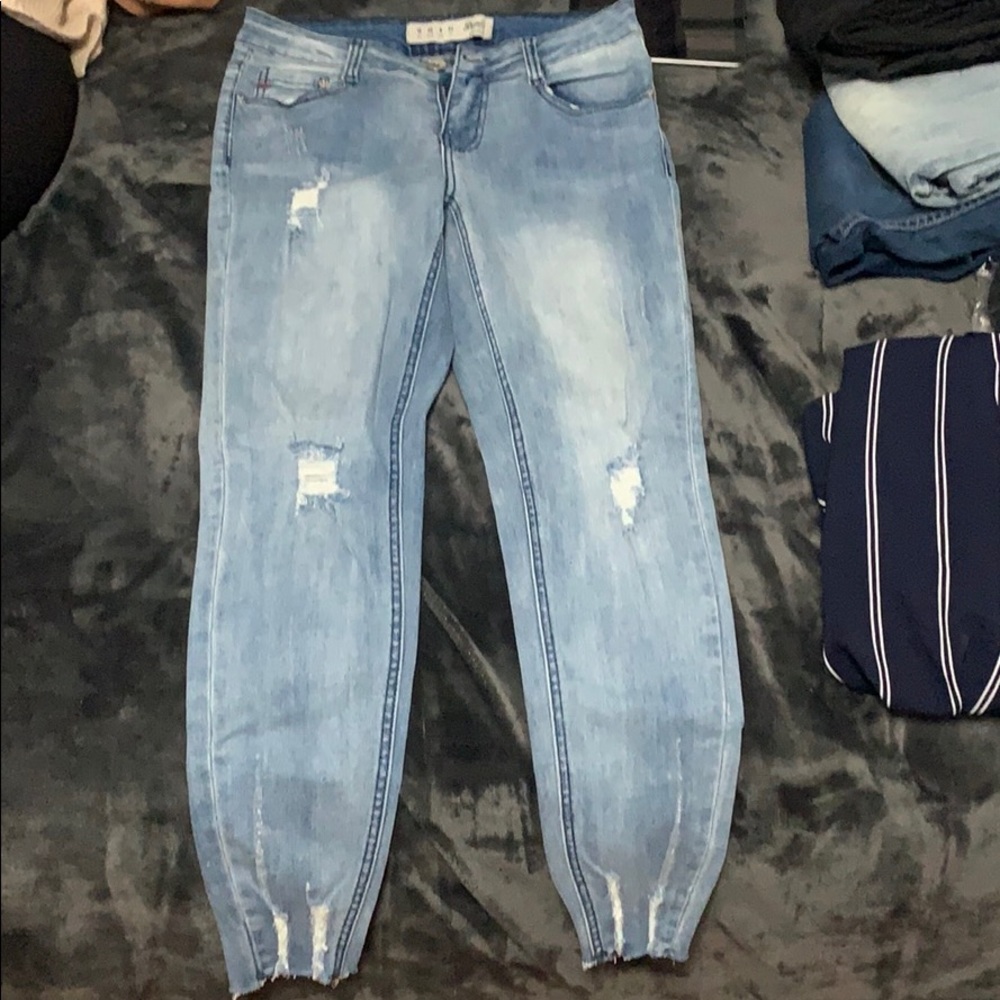 Jeans